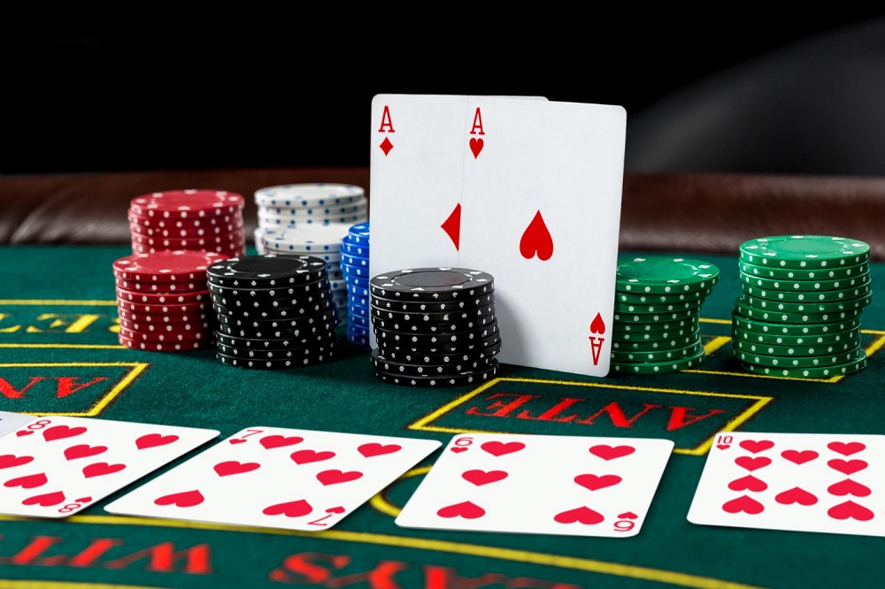 How to Play 21 + 3 Blackjack: A Fun Twist on the Classic Game